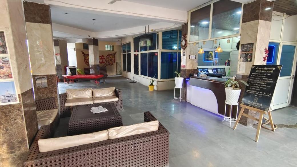 Hotel Shivanjali Palace Ujjain Esterno foto