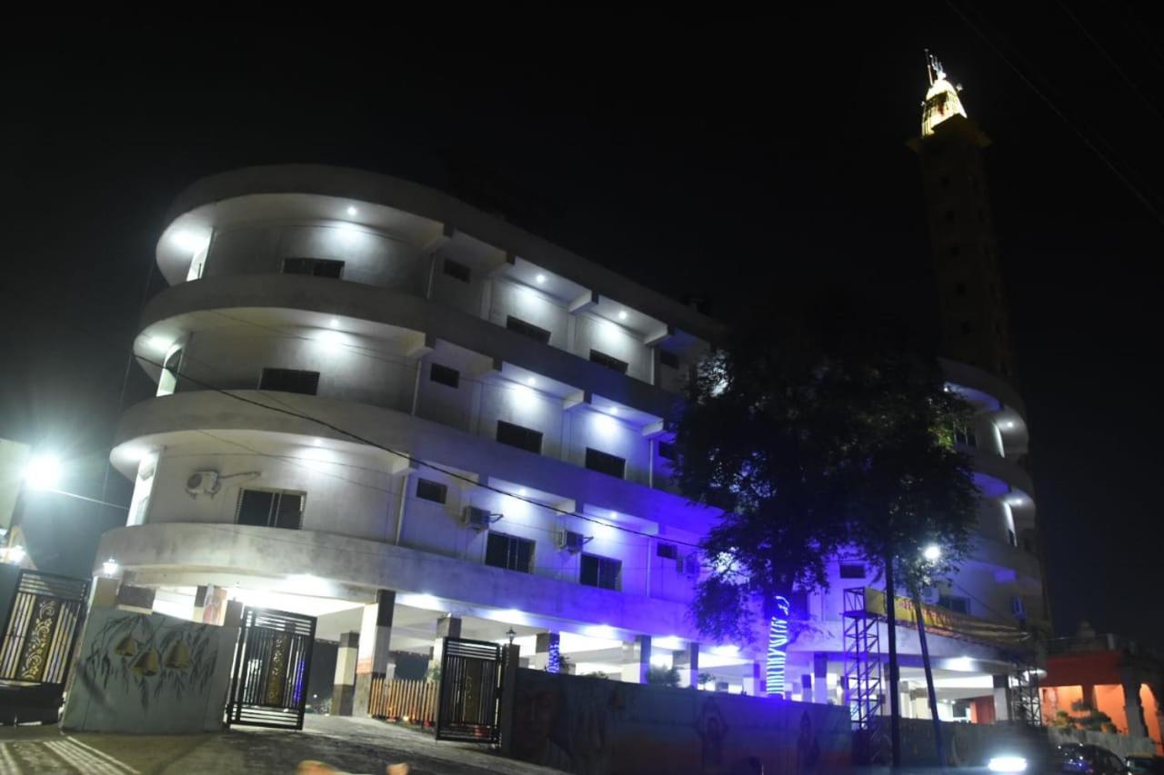 Hotel Shivanjali Palace Ujjain Esterno foto
