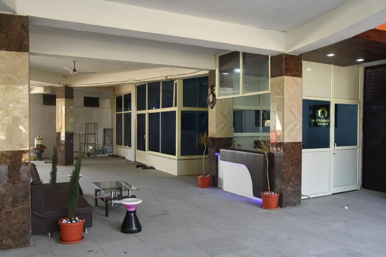 Hotel Shivanjali Palace Ujjain Esterno foto