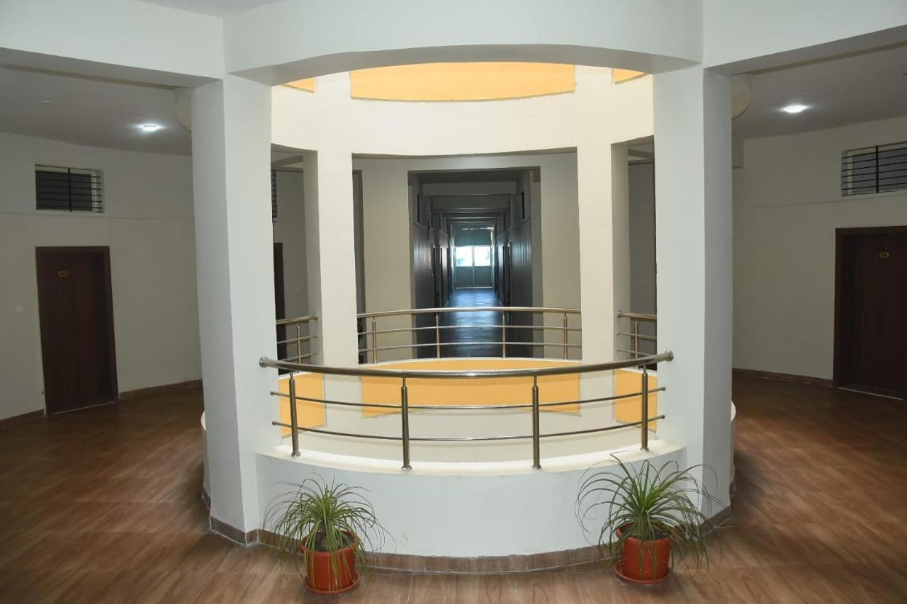 Hotel Shivanjali Palace Ujjain Esterno foto
