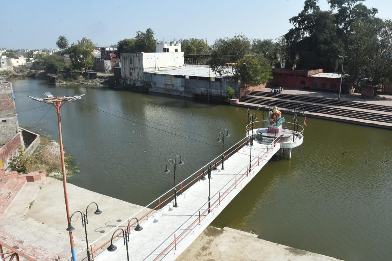 Hotel Shivanjali Palace Ujjain Esterno foto